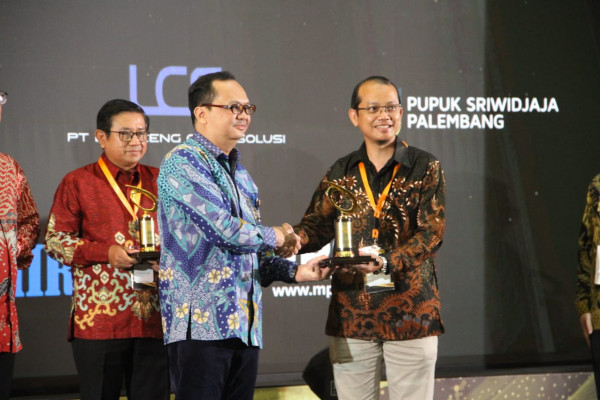 Inovatif dalam Teknologi, 11 Perusahaan Raih Penghargaan Rintek