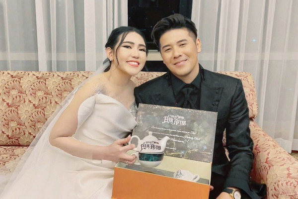 Ini Sederet Artis Indonesia yang Menggunakan Jasa Anaria Souvenir di Acara Pernikahannya