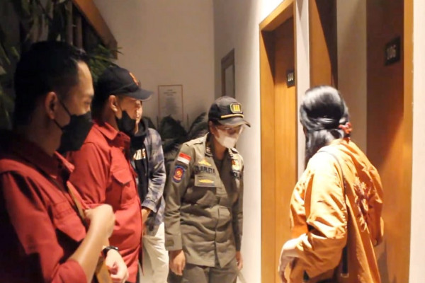 26 Orang Terjaring Mesum di Hotel, Dijatuhi Sanksi Denda Rp1 Juta