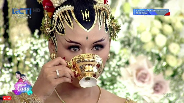 Makna Paes Ageng Jogja dan Alis Tanduk Rusa, Riasan Pengantin Khas Putri Keraton yang Dipakai Erina Gudono