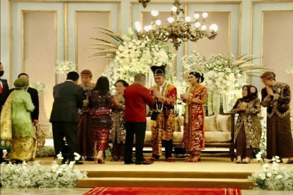 Hadir Langsung di Solo, Ini Nasihat HT untuk Kaesang-Erina