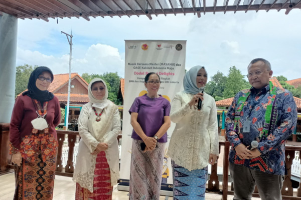 Jangkau Generasi Muda, Nur Asia Uno Dorong Dodol Betawi Dikemas Semenarik Mungkin