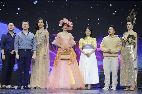 Tenun Jepara Mahakarya Liliana Tanoesoedibjo Tampil di I Fashion Festival & The Masterpiece 2022