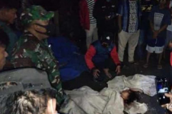 Selesai Diautopsi, Jenazah Wanita Tertutup Kain Putih di Bogor Dibawa ke Rumah Duka