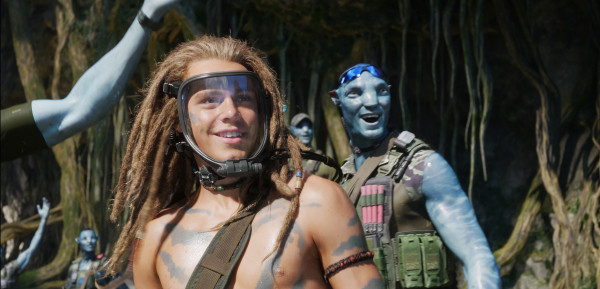 CERMIN: James Cameron Melakukannya Lagi!