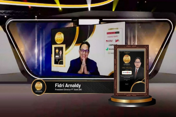 Upaya Mengapresiasi CEO yang Sukses Pimpin Transformasi dan Poles Kinerja