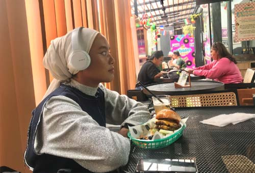 9 Fakta Karen’s Diner Restoran Viral yang Baru Buka di Jakarta, Salah Satunya Marah-Marah Cuma Setingan
