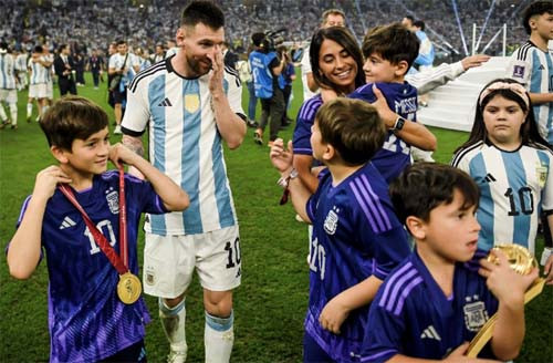 5 Potret Keseruan Keluarga Lionel Messi Rayakan Kemenangan Argentina di Final Piala Dunia 2022