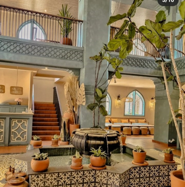 5 Rekomendasi Wisata Kuliner di Kota Bandung yang Instagramable, Nomor Terakhir Serasa di Hogwarts