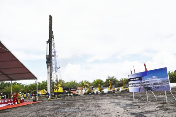Gubernur Sugianto Sabran Pancangkan Tiang Perdana Pembangunan RSUD Wilayah Barat Kalteng