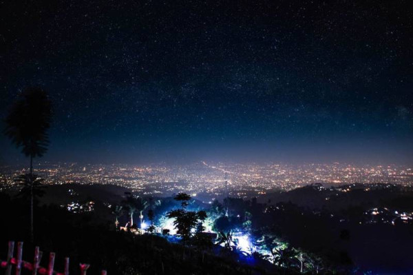 10 Rekomendasi Tempat Liburan di Bandung, Nomor 9 Instagramable Banget