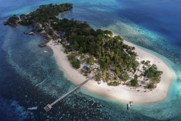 10 Rekomendasi Tempat Liburan di Sulawesi Utara, Nomor 8 Udara Pegunungannya Segar Banget