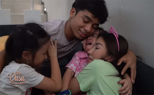 Hari Ibu, Thalia Anak Ruben Onsu Menangis di Hadapan Sarwendah