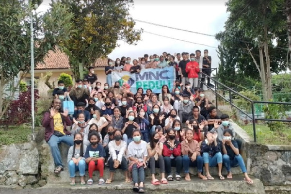 Jelang Perayaan Natal, MNC Peduli Serahkan Bantuan ke Panti Asuhan Santo Yusup Cianjur