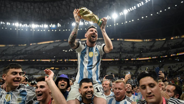 Inilah Ferrari Setengah Triliun yang Jadi Rebutan Lionel Messi dan Cristiano Ronaldo