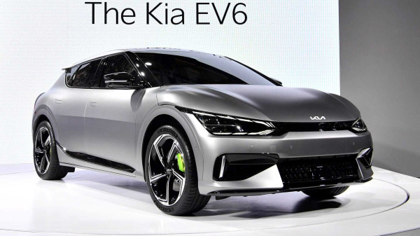 Kaleidoskop Otomotif : 9 Mobil Listrik yang Setrum Indonesia di 2022