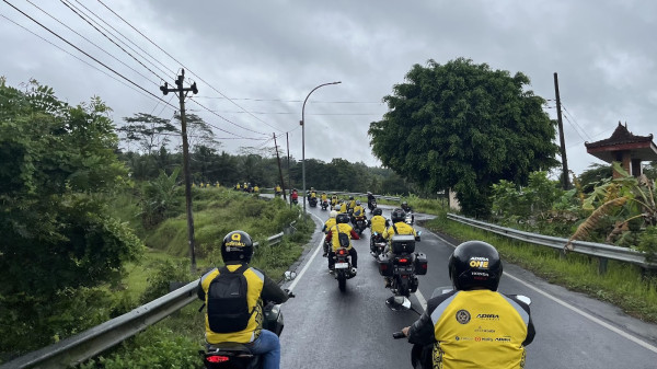 Adira Finance Dukung Pengembangan UMKM dan Ekosistem Pasar di Desa Wisata Karanganyar Magelang
