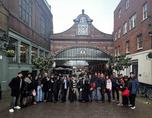 Mengunjungi Masjid Raya sambil Berwisata di UK bersama Hakiki Leisure