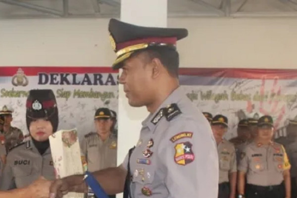 Kapolri Mutasi 7 Perwira Adhi Makayasa, Nomor 3 Eks Ajudan Jokowi