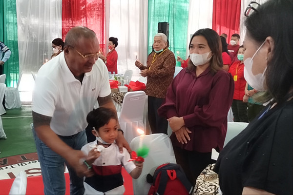 Momen Jhon Kei Rayakan Natal di Lapas Salemba: Saya Ingin Taubat!