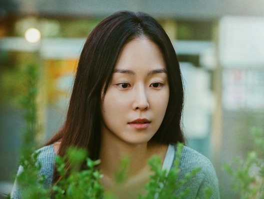 4 Aktris yang Berani Tampil tanpa Makeup dalam Drama dan Film Korea 2022