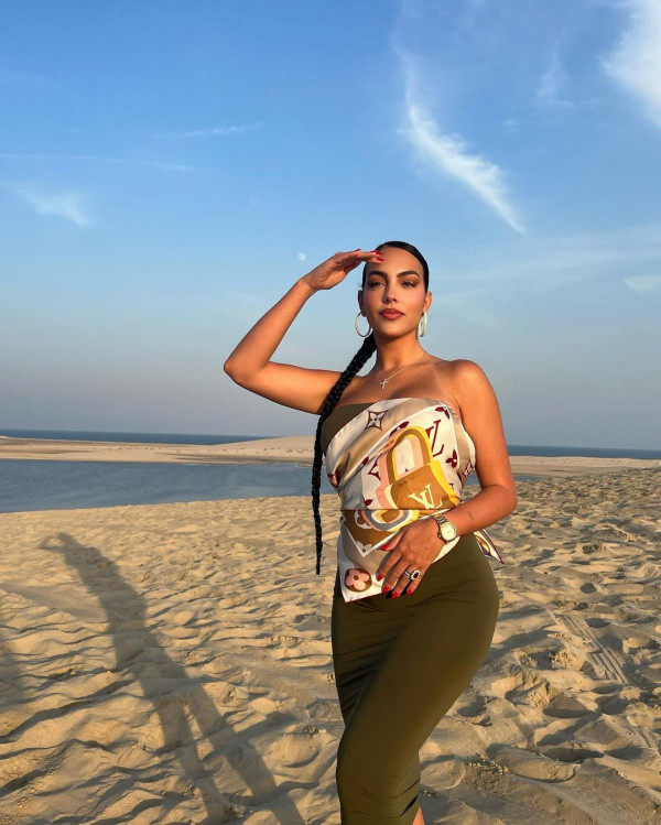 5 Sumber Kekayaan Georgina Rodriguez Pacar Cristiano Ronaldo