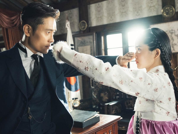 5 Aktor Korea yang Pernah Beradu Akting dengan Kim Tae-Ri