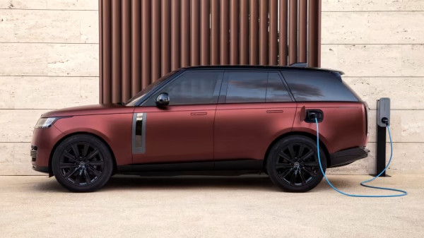 Jaguar Land Rover Siap Terima Karyawan Twitter yang Dipecat Elon Musk