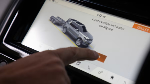 Jaguar Land Rover Siap Terima Karyawan Twitter yang Dipecat Elon Musk