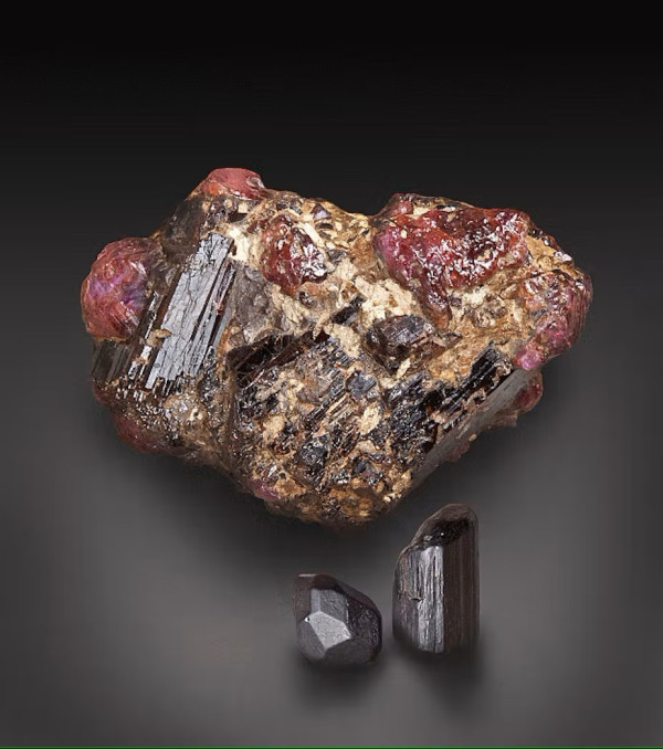 Logam Mineral Terlangka di Dunia Kyawthuite dan Painite, Harga Per Karat Tembus Rp 900 Juta
