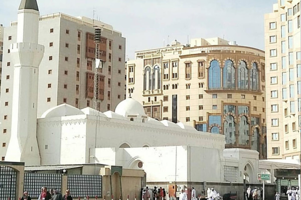 4 Masjid yang Ada di Sekitar Masjid Nabawi