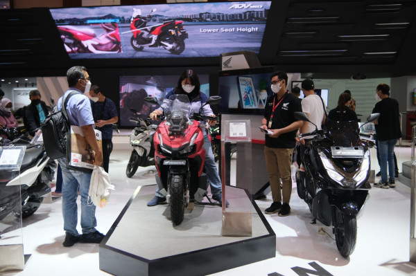 Update Harga Semua Varian Skutik Honda Januari 2023