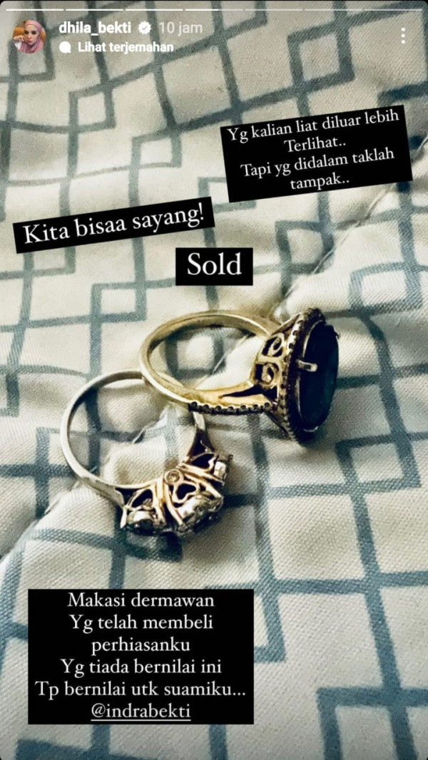 Aldila Jelita Jual Perhiasan dan Tas untuk Biaya Pengobatan Indra Bekti