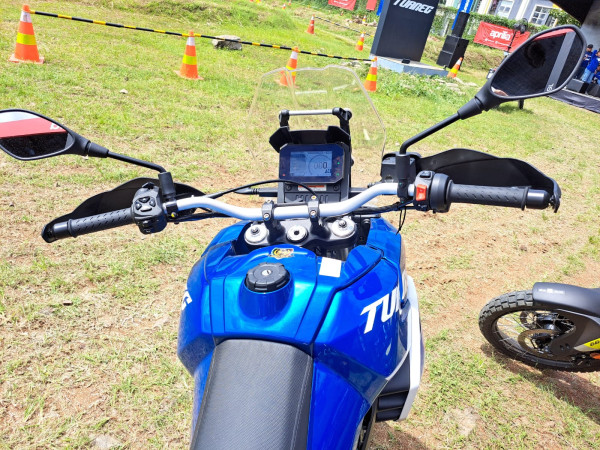 Test Ride Aprilia Tuareg 660, Motor Adventure yang Paling Nyaman Dikendarai