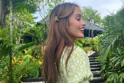 5 Potret Cinta Laura saat Liburan di Bali, Dipuji Makin Cantik