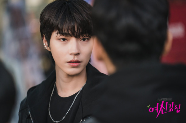 5 Karakter Sad Boy dalam Drama Korea, Punya Kisah Cinta Pilu yang Menyedihkan