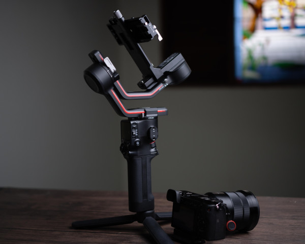 Review DJI RS 3 Pro, Gimbal untuk Videografer Profesional Terbaik?