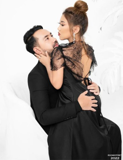 Kiky Saputri Pose Hot Bareng Calon Suami di Foto Prewedding, Netizen: Pasti Gak Sabar Malam Pertama