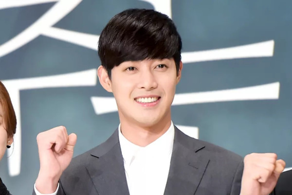4 Artis Korea yang Menikahi Cinta Pertama, Nomor 3 Bertemu saat SD