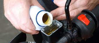 Banyak yang Tak Tahu, Ini Waktu Tepat Penggantian Minyak Rem Motor Paling Ideal