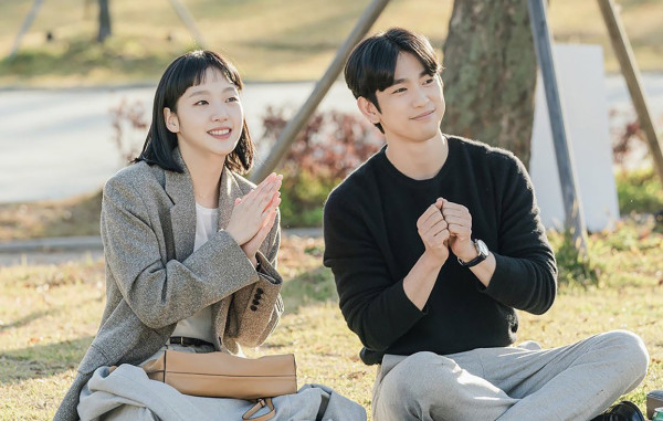 10 Drama Korea Komedi Romantis Rating Tertinggi pada 2022