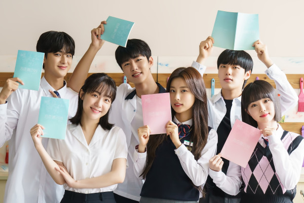 10 Drama Korea Komedi Romantis Rating Tertinggi pada 2022