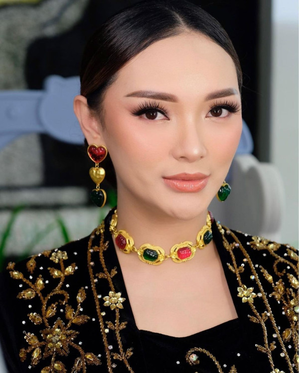 5 Artis Indonesia yang Jadi Ibu Kos, Nomor 2 Raup Rp140 Juta per Bulan