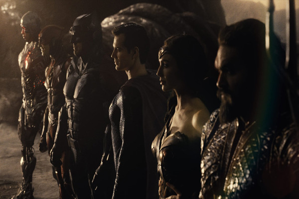 10 Film dan Pemeran Superhero DCEU yang Dibatalkan Bos Baru DC