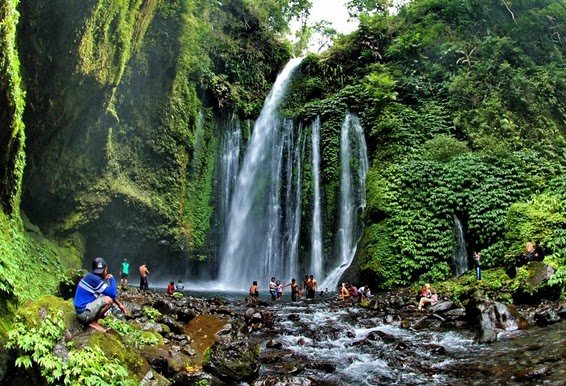 5 Destinasi Wisata Alam Hidden Gem di Lombok, Nomor 4 Perpaduan Keindahan Bukit dan Pantai