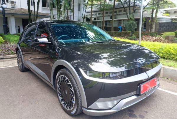 Alasan Walikota Bandung Pilih Mobil Listrik Harga Rp800 Jutaan Ini Jadi Kendaraan Dinas