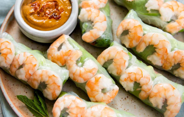 5 Makanan Khas Vietnam yang Cocok untuk Lidah Orang Indonesia