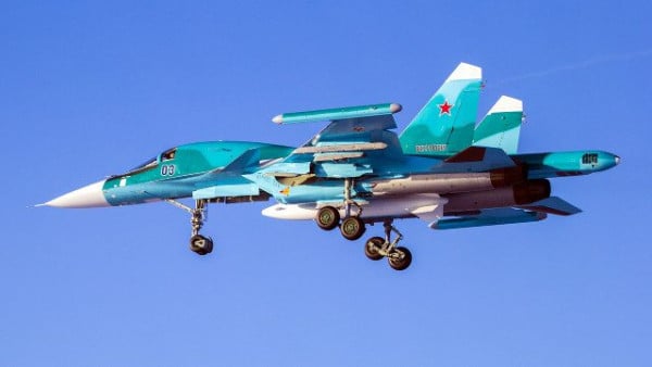 Rusia Uji Coba 3 Pesawat Tempur Pengebom Su-34M/M2 di Medan Perang Ukraina