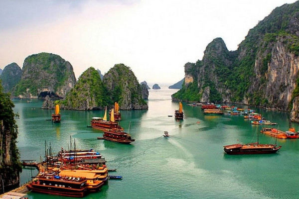 5 Tempat Wisata di Vietnam yang Wajib Kamu Kunjungi, Destinasi Alam hingga Situs Bersejarah