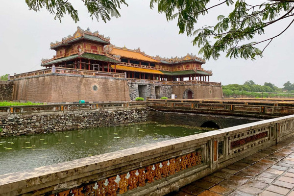 5 Tempat Wisata di Vietnam yang Wajib Kamu Kunjungi, Destinasi Alam hingga Situs Bersejarah